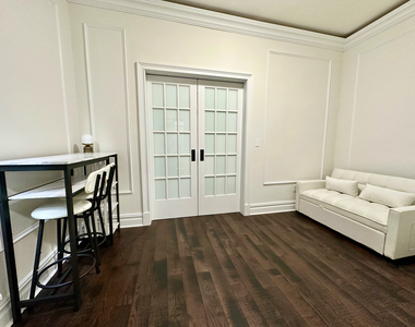 226 West 4th Street - Photo Thumbnail 10