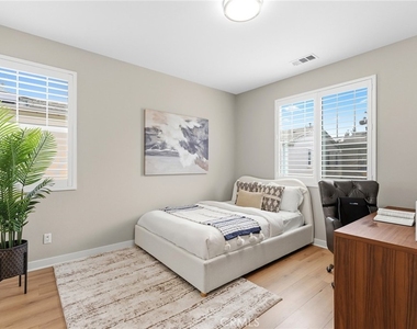 41 Savannah Court - Photo Thumbnail 19