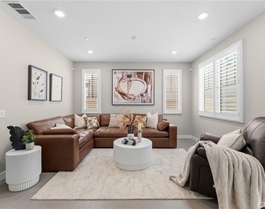 41 Savannah Court - Photo Thumbnail 4