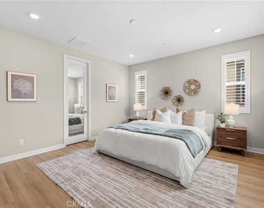 41 Savannah Court - Photo Thumbnail 26