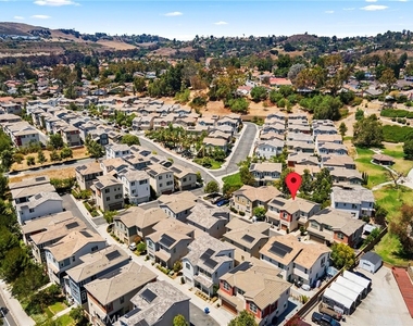 41 Savannah Court - Photo Thumbnail 44