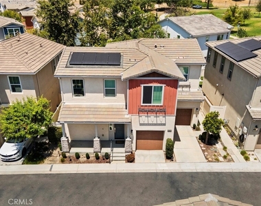 41 Savannah Court - Photo Thumbnail 38