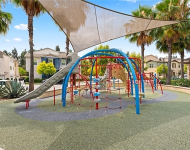 41 Savannah Court - Photo Thumbnail 42