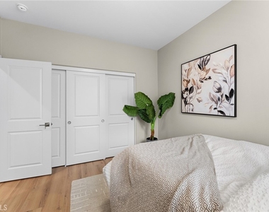 41 Savannah Court - Photo Thumbnail 22