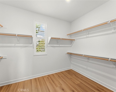 41 Savannah Court - Photo Thumbnail 35