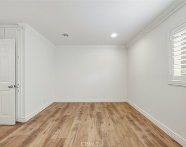 1872 Shaded Wood - Photo Thumbnail 21