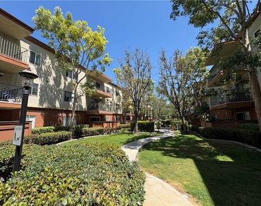 400 N Acacia - Photo Thumbnail 6