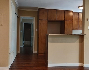 400 N Acacia - Photo Thumbnail 13