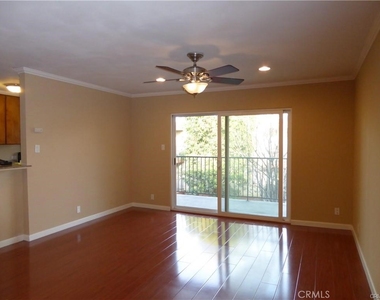 400 N Acacia - Photo Thumbnail 11