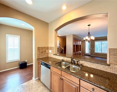 4140 Garvey Way - Photo Thumbnail 7
