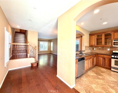 4140 Garvey Way - Photo Thumbnail 3