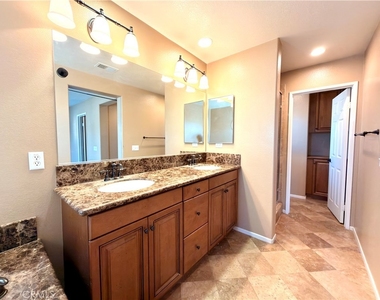 4140 Garvey Way - Photo Thumbnail 23