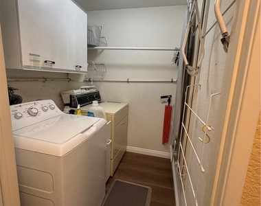 2226 Calle Leon - Photo Thumbnail 15