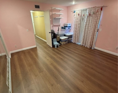 2226 Calle Leon - Photo Thumbnail 10