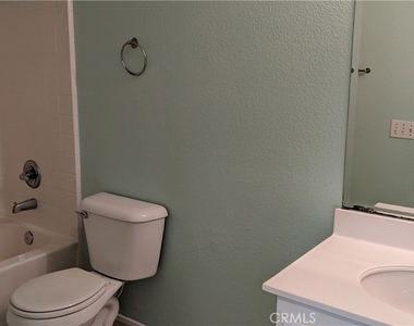 31941 Honeysuckle Court - Photo Thumbnail 16
