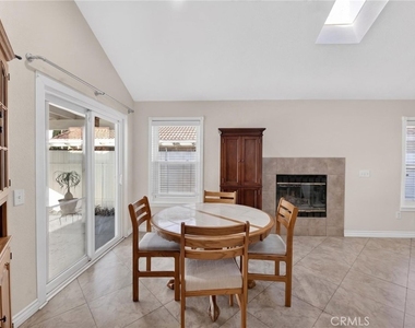 39427 Canyon Rim - Photo Thumbnail 6
