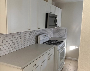 17843 Grand Ave - Photo Thumbnail 6
