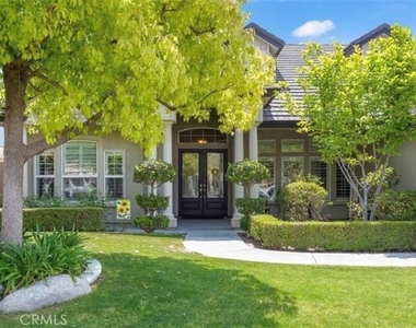 10803 Whitburn Street - Photo Thumbnail 2