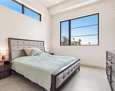 8504 Outland View Drive - Photo Thumbnail 20
