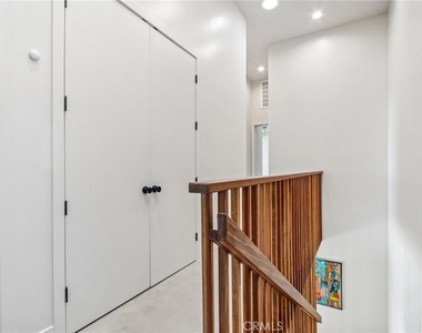8504 Outland View Drive - Photo Thumbnail 18