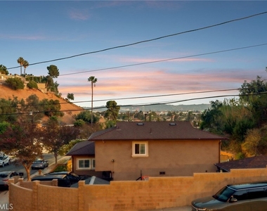 8504 Outland View Drive - Photo Thumbnail 36