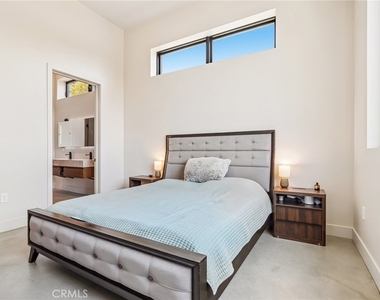 8504 Outland View Drive - Photo Thumbnail 21