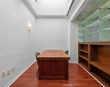 10668 Eastborne Avenue - Photo Thumbnail 22