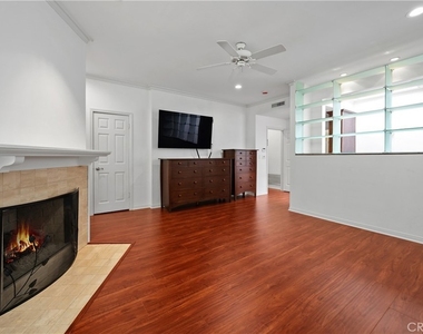 10668 Eastborne Avenue - Photo Thumbnail 25
