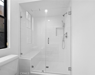 10668 Eastborne Avenue - Photo Thumbnail 8