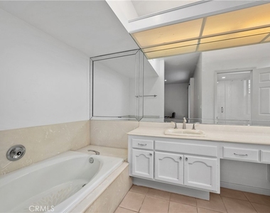 10668 Eastborne Avenue - Photo Thumbnail 9