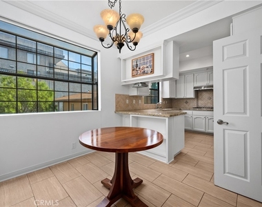 10668 Eastborne Avenue - Photo Thumbnail 15