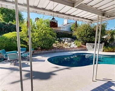 11543 Swinton - Photo Thumbnail 27