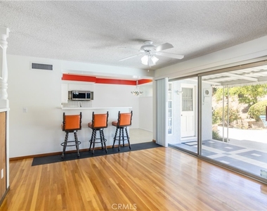 11543 Swinton - Photo Thumbnail 9