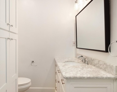 5857 Willis Avenue - Photo Thumbnail 25