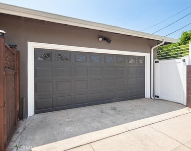 5857 Willis Avenue - Photo Thumbnail 33