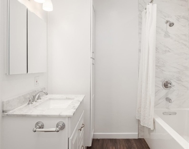 5857 Willis Avenue - Photo Thumbnail 13