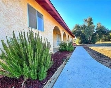 40660 15th Street W - Photo Thumbnail 7