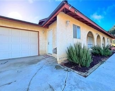 40660 15th Street W - Photo Thumbnail 5