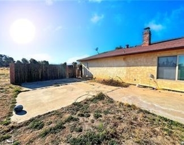 40660 15th Street W - Photo Thumbnail 36