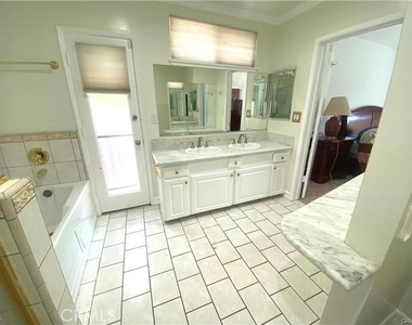 23552 Kivik Street - Photo Thumbnail 11