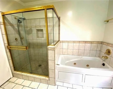 23552 Kivik Street - Photo Thumbnail 13