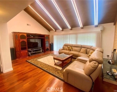 23552 Kivik Street - Photo Thumbnail 4