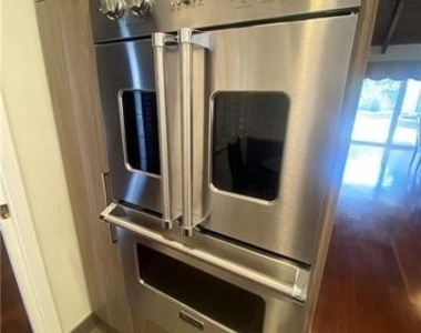 23552 Kivik Street - Photo Thumbnail 7