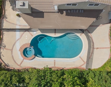 1724 Hilliard Avenue - Photo Thumbnail 47