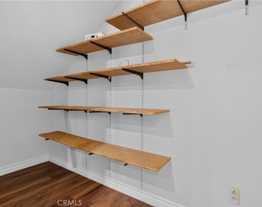 1724 Hilliard Avenue - Photo Thumbnail 17
