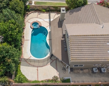 1724 Hilliard Avenue - Photo Thumbnail 48