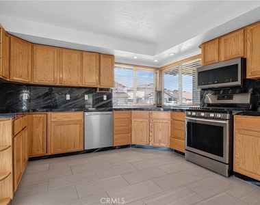 1724 Hilliard Avenue - Photo Thumbnail 6