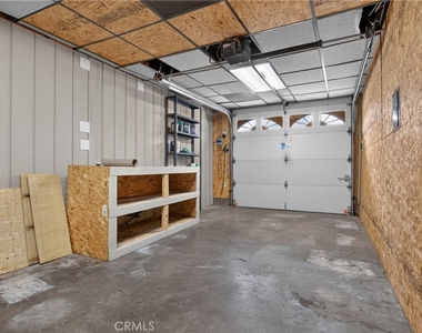 1724 Hilliard Avenue - Photo Thumbnail 35