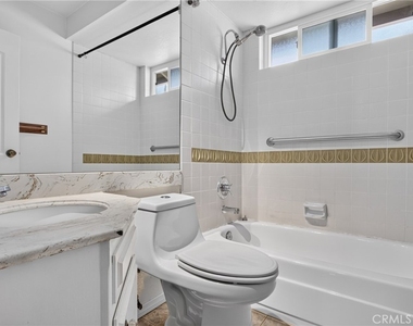 1724 Hilliard Avenue - Photo Thumbnail 27