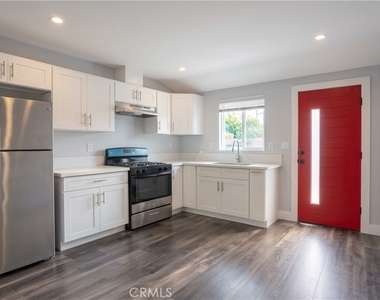 8216 Encino Avenue - Photo Thumbnail 1